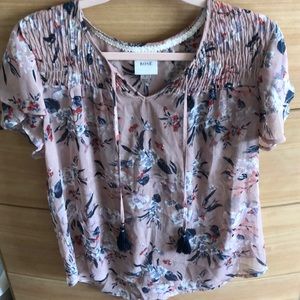Flowy feminine top